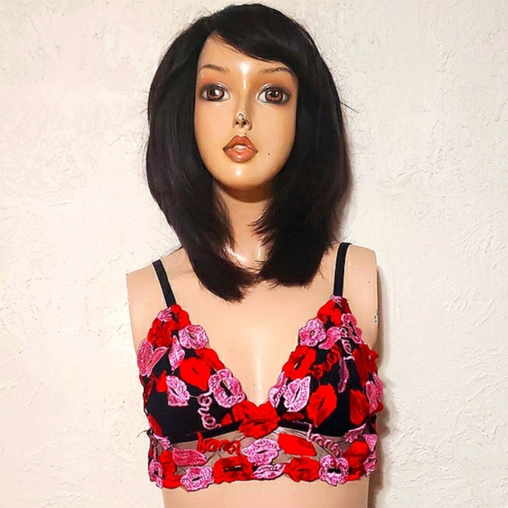 NWT Shein Women's Embroidered Love❣& Lips 💋 Bralette Top